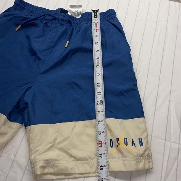 Jordan Blue and Cream Swim Trunks, Elastic Waistband Essential Woven Shorts L - Picture 5 of 12